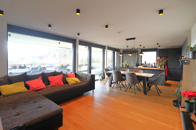 Götzis-Berg: Wohnen wo andere Urlaub machen - mit großer Terrasse und atemberaubendem Ausblick!