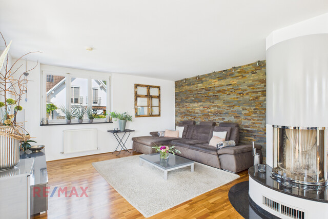 Exklusive Wohlfühloase – Elegantes Haus mit
Gartenidylle