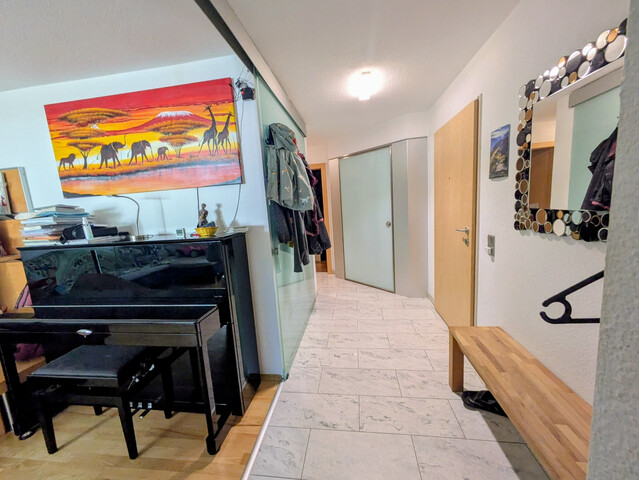 Wohnung mit Garage, Stellplatz und Garten in Top-Lage!