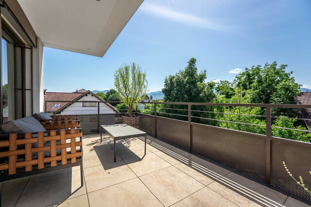 PRIVATVERKAUF: Ihr Wohntraum im Penthouse-Stil – Absolute Privatsphäre und Natur pur