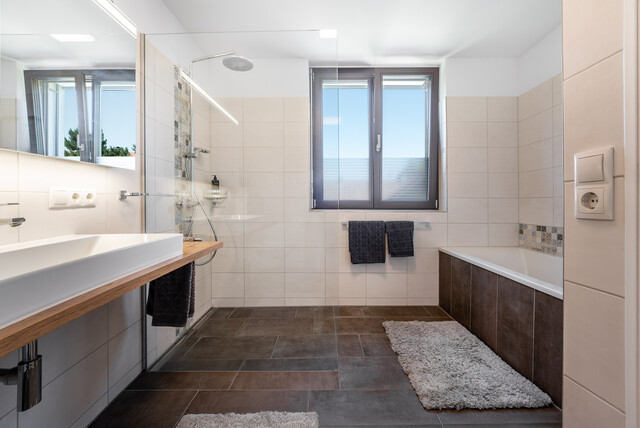 PRIVATVERKAUF: Ihr Wohntraum im Penthouse-Stil – Absolute Privatsphäre und Natur pur
