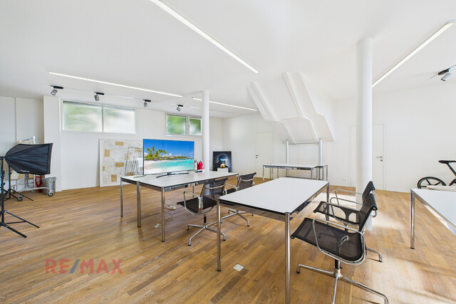 Raum für Visionen: Wohnen oder Büro möglich