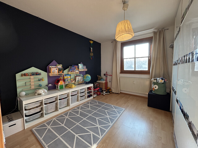 "ohne Provision" geräumige, helle 2 Zimmer Wohnung mit Balkon