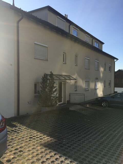 Schöne 2-Zimmer-Wohnung mit Balkon in ruhiger und zentraler Lage zu vermieten