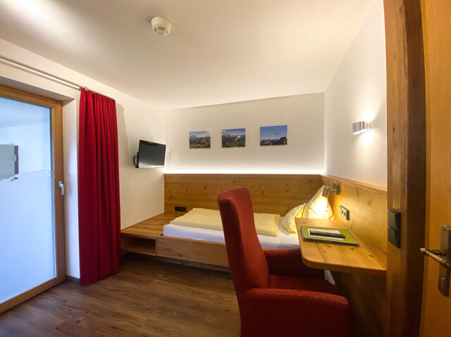 Repräsentatives Hotel in beliebter Lage im Kleinwalsertal!