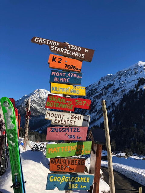 Repräsentatives Hotel in beliebter Lage im Kleinwalsertal!