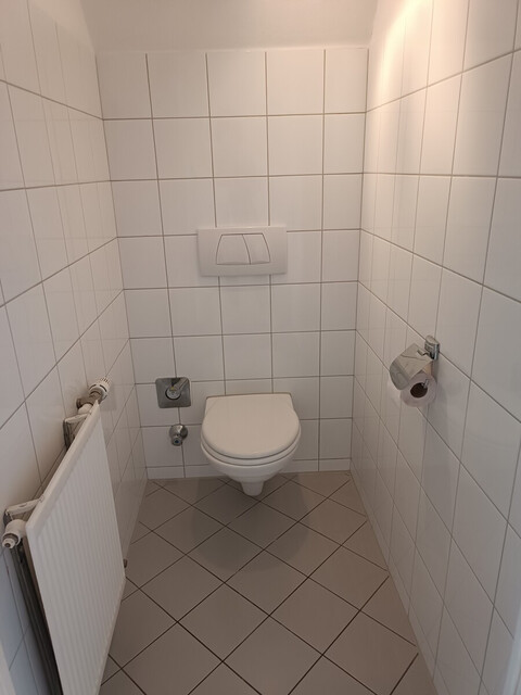 Charmante 3-Zimmer-Dachgeschosswohnung mit Ausblick auf den Gebhardsberg