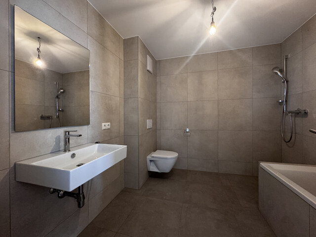 3-Zi-Dachgeschosswohnung mit Loggia