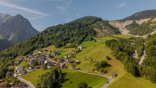 Ferienhaus mit Weitblick und Ausbaupotenzial!