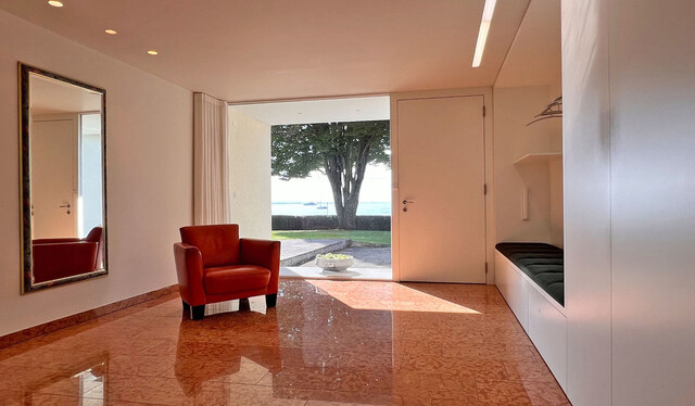 Elegante Villa am See