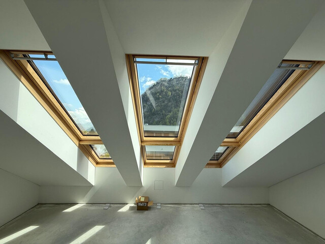 Besonders & Einzigartig  4-Zimmer Dachgeschosswohnung in perfekter Lage.