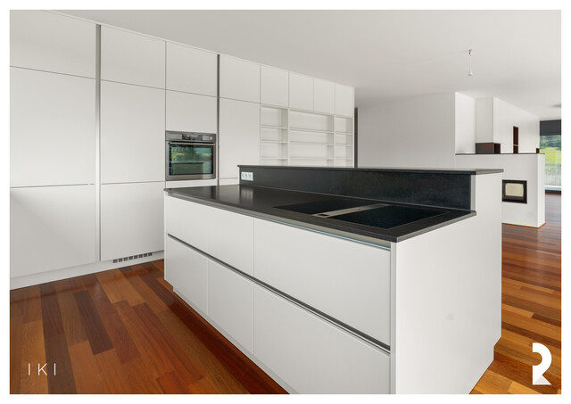 STILVOLLES PENTHOUSE IN BESTLAGE VON GÖFIS – GROSSZÜGIGE TERRASSE MIT PANORAMABLICK