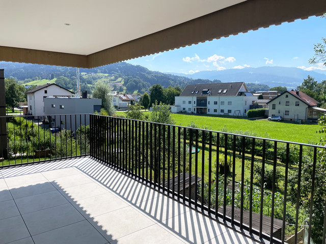 Exklusive 2-Zimmer-Dachgeschosswohnung mit sonniger Terrasse