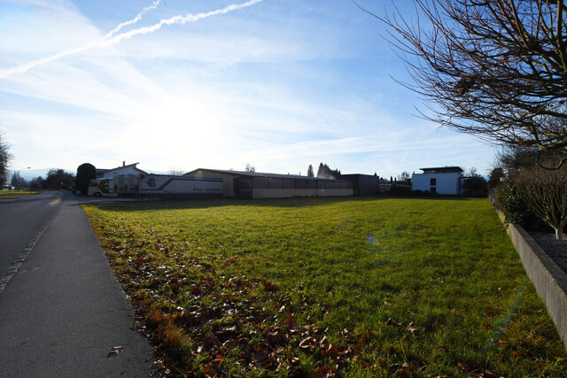 Seltene Gelegenheit: Großes Baugrundstück in Top-Lage