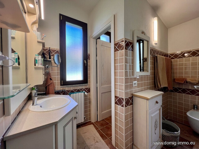 Mediterranes Anwesen mit Weinberg, Olivenhain & Meerblick – Badesi, Sardinien