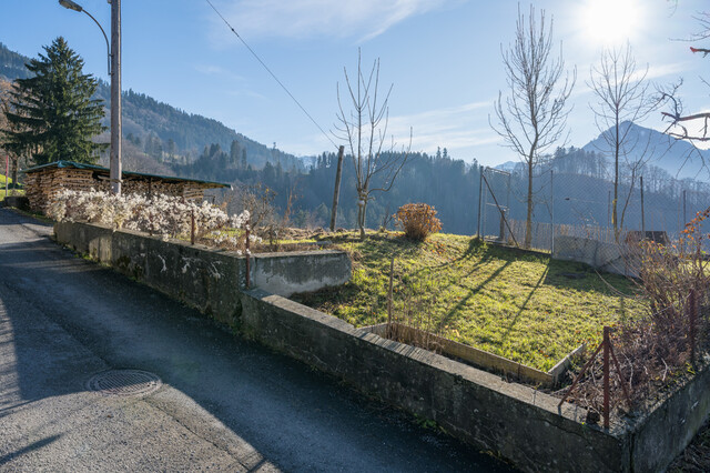 schönes Grundstück mit schöner Aussicht zu verkaufen