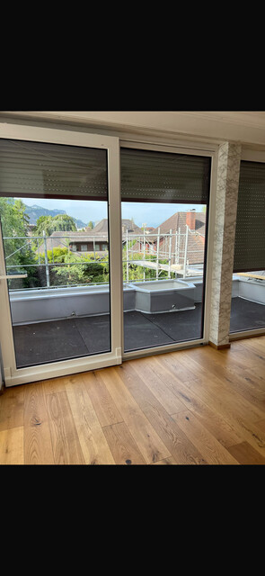 Helle, ruhige Wohnung mit Balkon, Terrasse, Wintergarten, Keller und Fahrradabstellraum