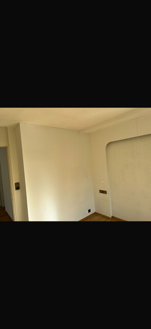 Helle, ruhige Wohnung mit Balkon, Terrasse, Wintergarten, Keller und Fahrradabstellraum