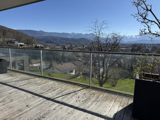 Ein Zuhause zum Ankommen - Exklusiver 4 Zimmerwohntraum mit Panoramablick in Ruhelage