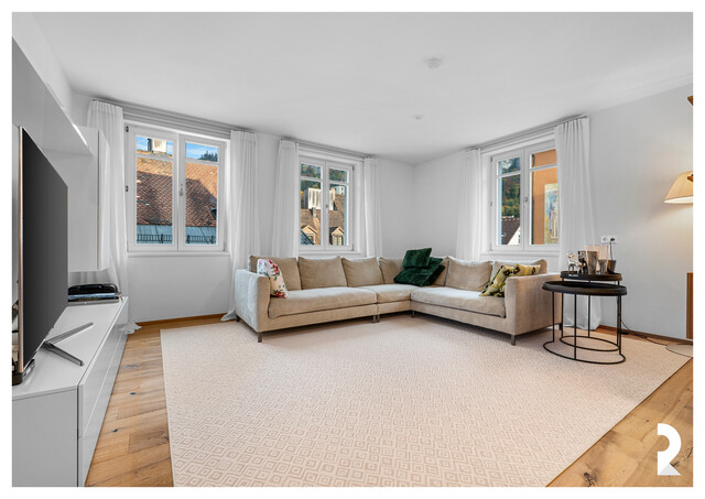 ATTRAKTIVES ZINSHAUS IN INNENSTADTLAGE MIT SHARE-DEAL-OPTION