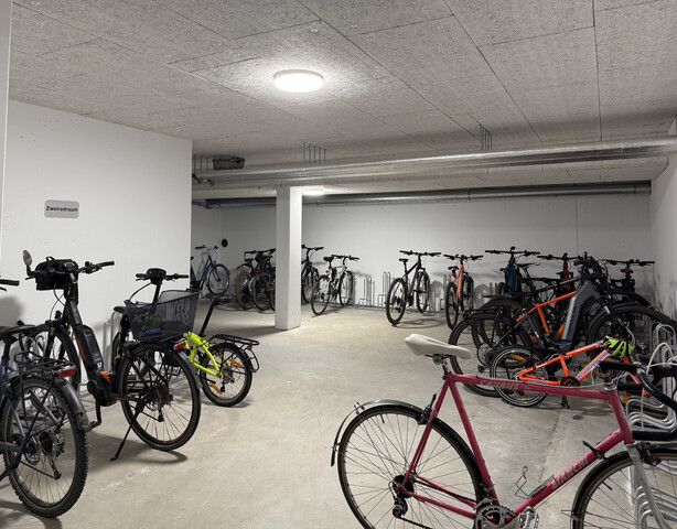 Neuwertige 4-Zimmerwohnung