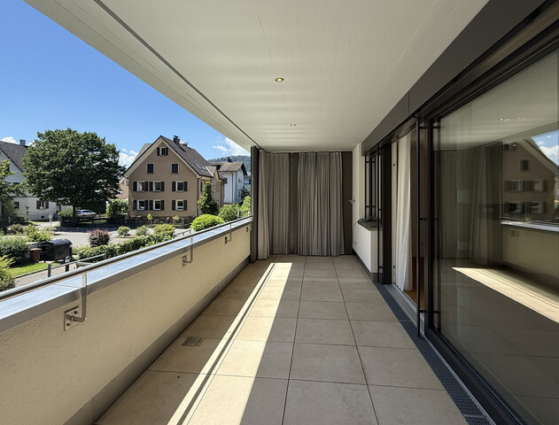 Neuwertige 4-Zimmerwohnung