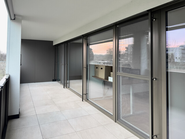 3 Zimmer Gartenwohnung Süd-West orientiert . SEEnahes FREIstehendes DREIgeschoßiges Wohngebäude  Angrenzend an Weingärten. In Sackgasse. T2