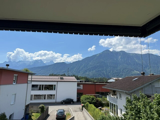 Hochwertige  4- Zimmer Wohnung in Bludesch mit viel Sonne
