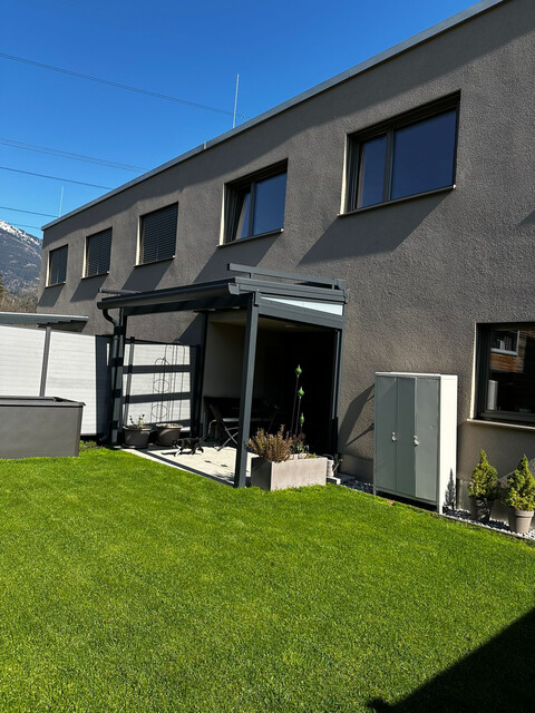 Exklusive, neuwertige "Reihenhaus"-Wohnung in Nenzing!