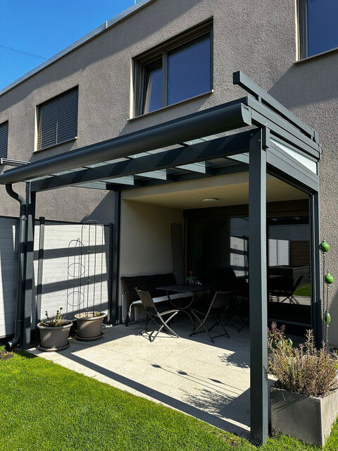 Exklusive, neuwertige "Reihenhaus"-Wohnung in Nenzing!