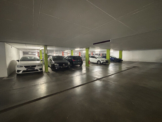 Tiefgaragenplatz in zentraler Lage