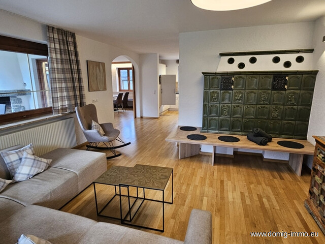 Ferienpension mit mehreren Wohnungen und zusätzlichem Baugrund, ges. 1355m² Grundfläche in Schruns!