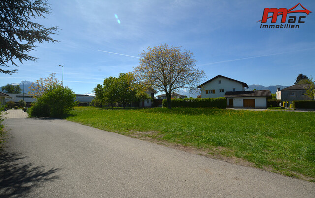 Ruhig & sonnig gelegenes Baugrundstück in Top-Lage