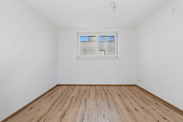 Koblach: Moderne 3-Zimmer-Maisonettwohnung mit riesiger Dachgeschoss-Terrasse!