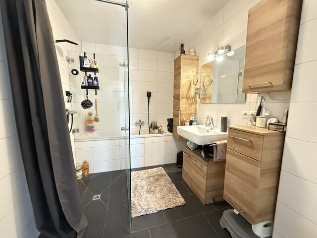 Moderne 4-Zimmer-Terrassenwohnung in ruhiger Lage – Lebensqualität in Zentrumsnähe