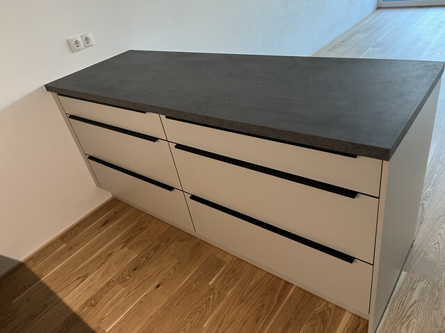 Moderne 2-Zimmer-Wohnung mit großem Balkon und  traumhaftem Ausblick in Höchst