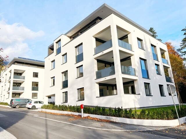 Neuwertige und helle 2-Zimmerwohnung im Erdgeschoss