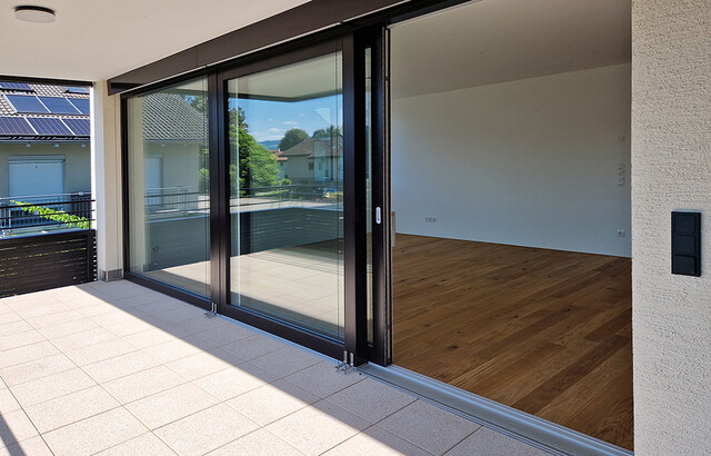 Erstbezug! Hochwertig ausgestattete 4-Zimmerwohnung  mit großer Terrasse