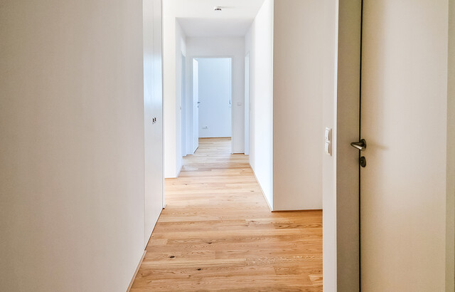 Erstbezug! Hochwertig ausgestattete 4-Zimmerwohnung  mit großer Terrasse