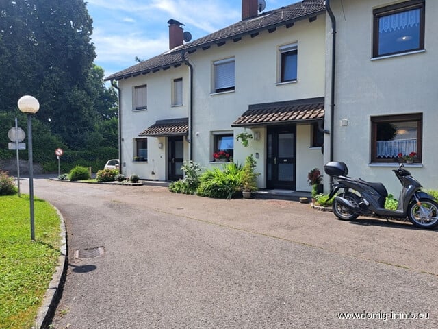 NEUER PREIS: Reihenhaus in Bregenz mit Garten, Keller und Tiefgaragenplatz