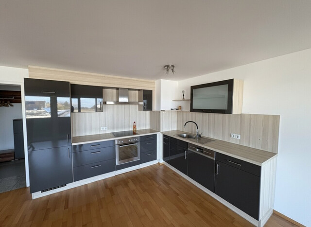 Große 2-Zimmerwohnung mit Balkon