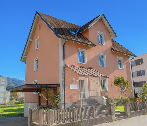 Bludenz - Bestlage: Charmantes Stadthaus mit 3 Wohneinheiten 