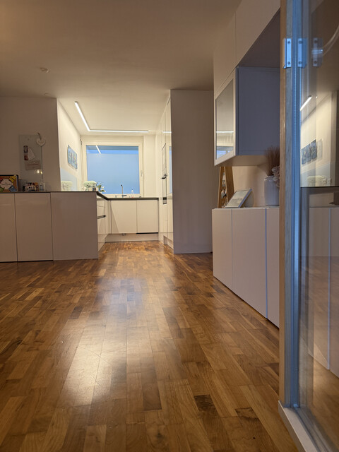 Schöne 2 Zimmer Erdgeschoss Whg  +  20m² Wintergarten 