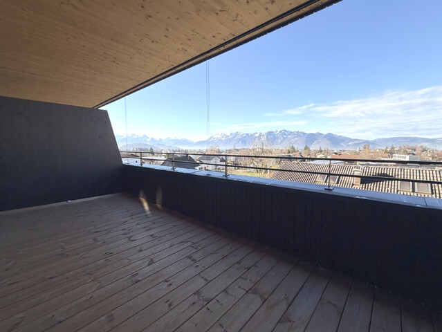 Moderne 3-Zimmer-Neubauwohnung mit Bergpanorama in Muntlix