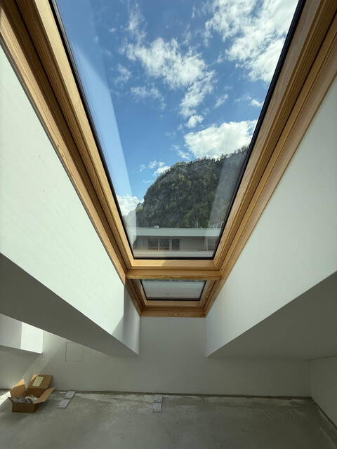Besonders & Einzigartig  4-Zimmer Dachgeschosswohnung in perfekter Lage.