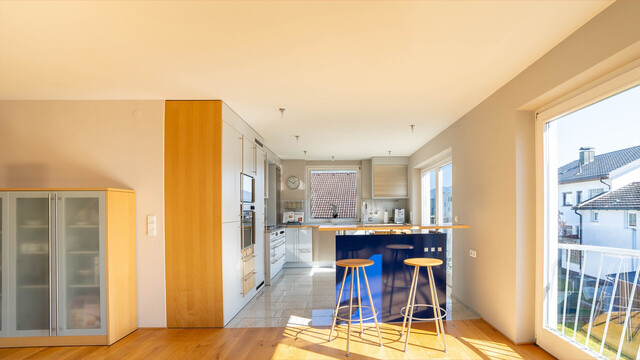 nur 2.465€/m2 Nutzfläche | Hard | Investitionspotential in gefragter Lage: Wohn- und Geschäftsgebäude mit 5 Einheiten