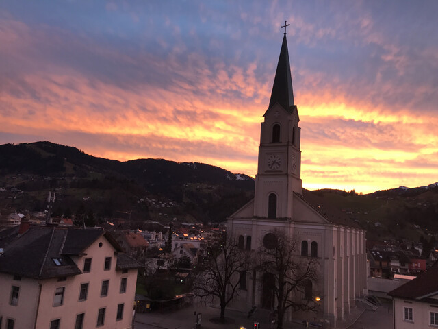 Schöne helle 4,5-Zimmer Wohnung mit tollem Rundumblick