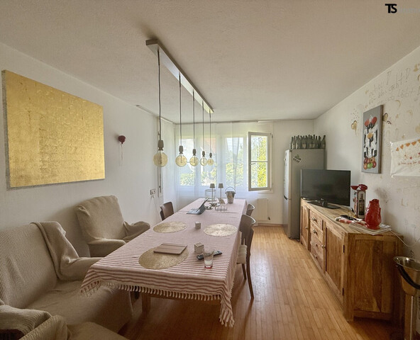 Feldkirch: Haus mit ca. 150 m2 Wohnfläche - ca. 1000 m² Grundstück & Ausbauoption!