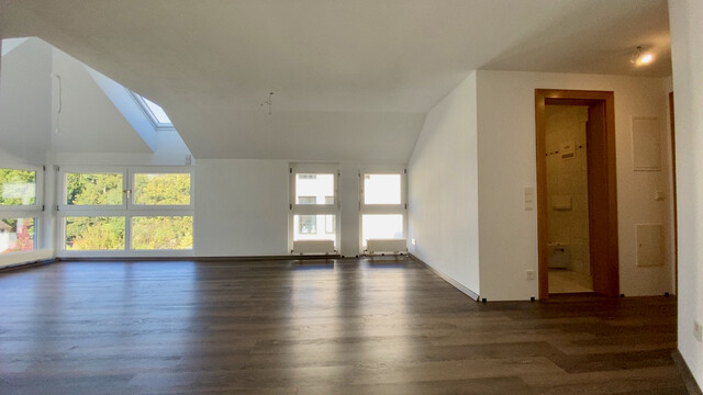 "ohne Provision" helle 2,5 Zimmer Wohnung mit Wintergarten