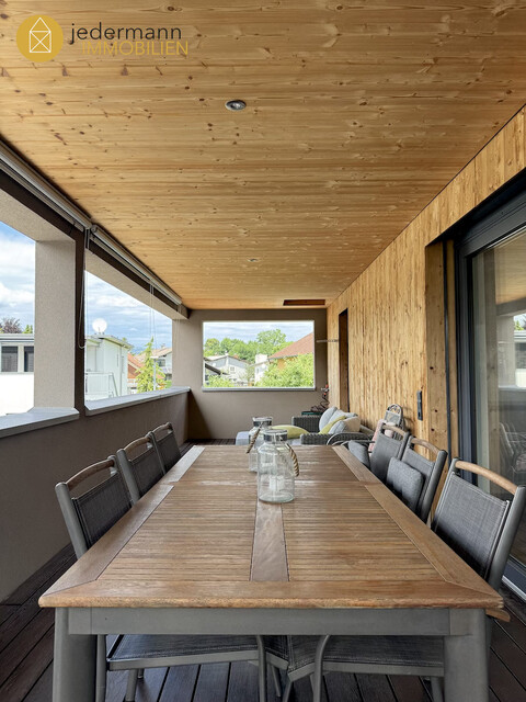 MEININGEN: Modern, gemütlich, neuwertig. Haus in Grenznähe!